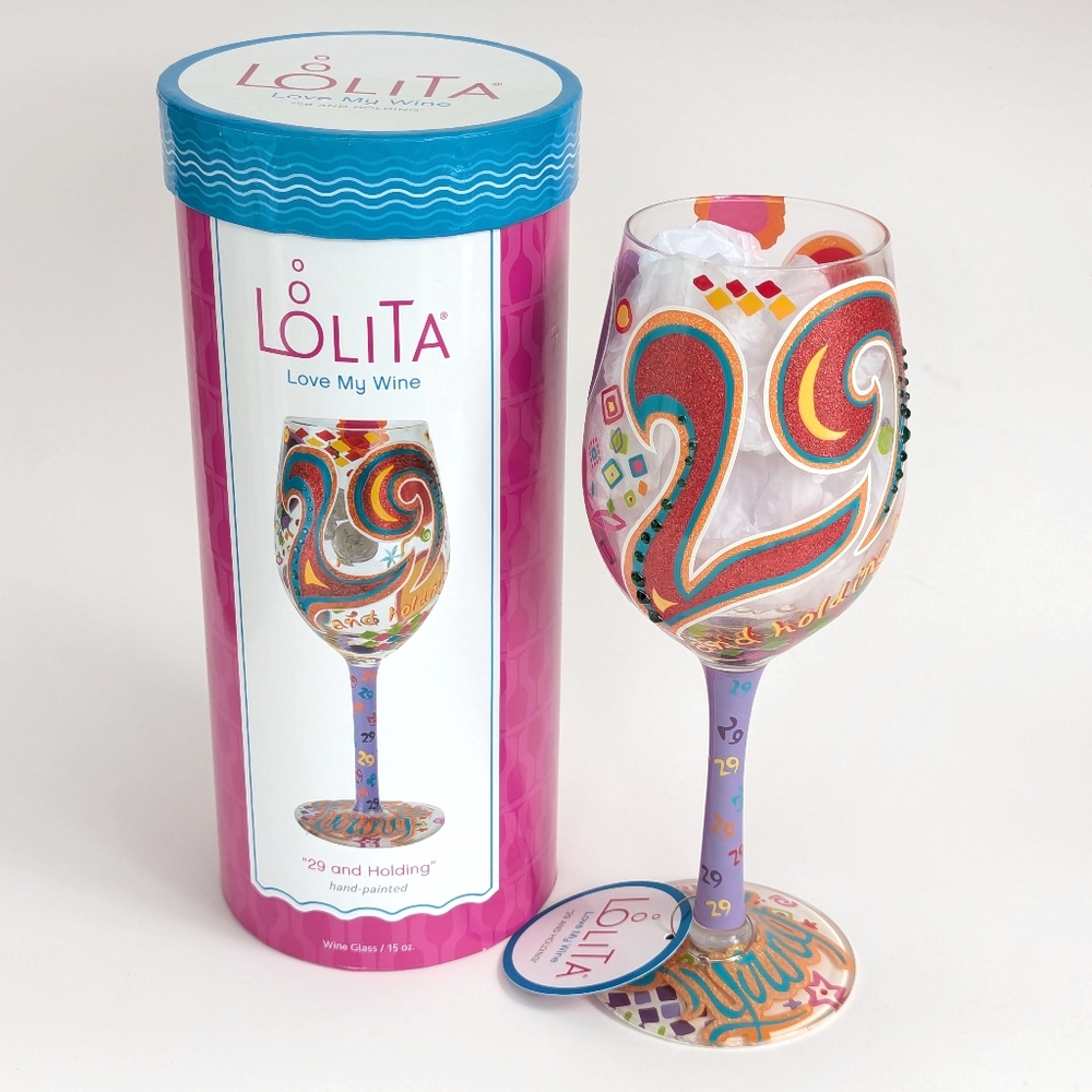 NIB 2015 LOLITA "Love My Wine" 29 and Holding Novelty Wine Glass Handpainted
